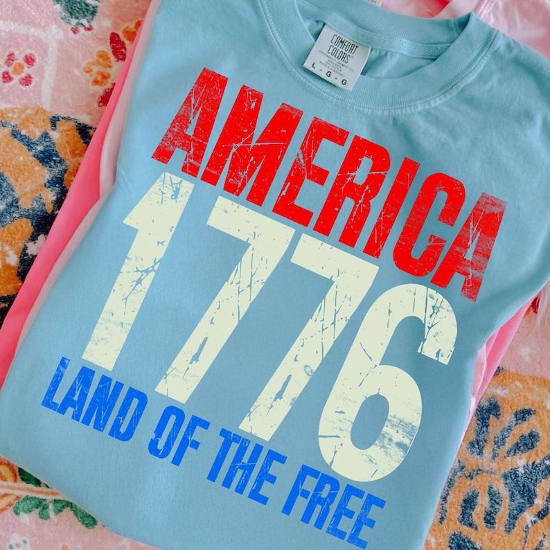 America 1776 PNG Retro Floral design on a t-shirt mockup
